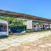 Roulotte allineate in un'area aperta.